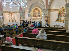 Krippenandacht mit Segnung der Kinder (Foto: Georg Smolarczyk)